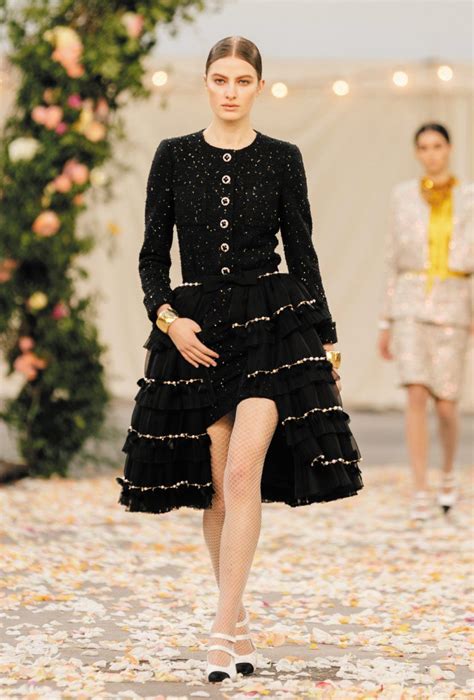 SFILATA CHANEL HAUTE COUTURE PRIMAVERA